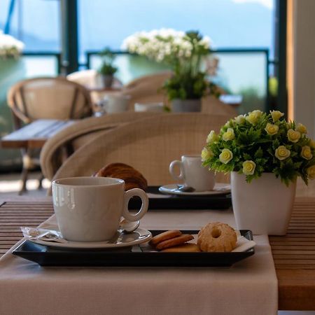 Hotel Torre Imperiale Maccagno エクステリア 写真